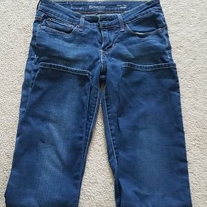Levis Modern Rise Straight 25